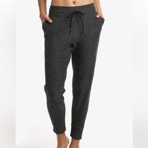 LOLË half moon Black‎ Heather joggers size small